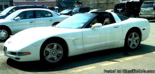 1998 Corvette , Beautiful Inside and Out , New Tires , Must See - Price: 14000