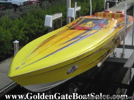 2002, 47' OUTERLIMITS 47 High Performance in Mint Condition!!!