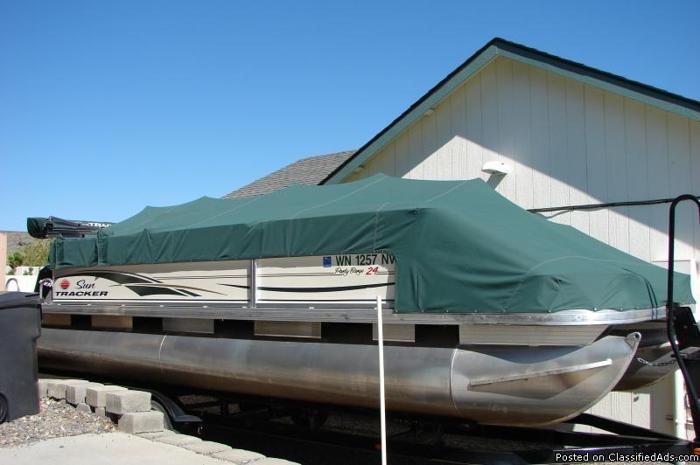2006 Suntracker Party Barge - Price: 16000