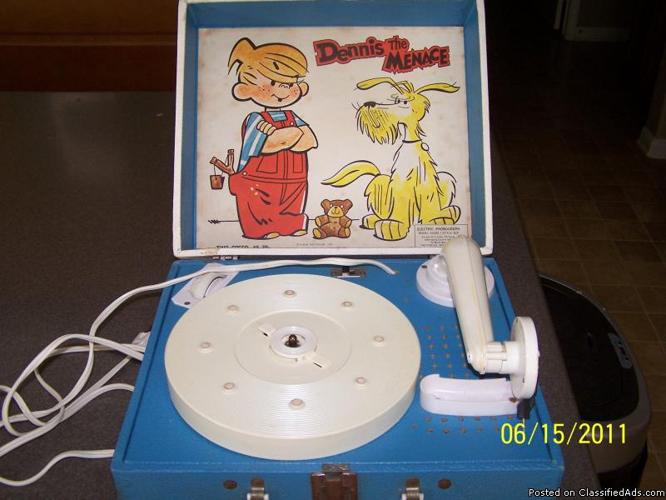 Dennis the Menace Phonograph - Price: $35