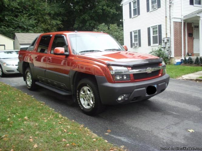 FOR SALE: 2003 Chevy Avalanche Z71 - Price: $10,500
