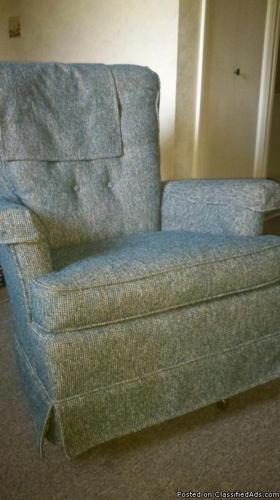 Swivel Rocker Chair - Price: $40