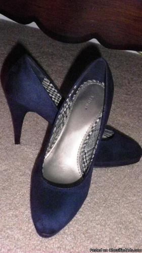 Women's Blue Suede Shoes - Price: 25.00