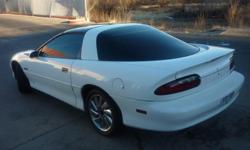 95 camaro, v8 5.7, 166,000 miles, automatic transmission, t-top, 18' rims,cloth seats, in very good conditions. If interested please call 719-310-7352. Se habla espanol