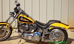 1995 Harley Davidson softail! yellow and black with brand new Harley Davidson leather seat..... In meant condition except it does have scratches down one side but nothing major.....not noticeable unless up close really so it still can be ridin without