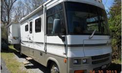 Original Owner, Smoke and Pet Free. Good Condition. INTERIOR FEATURES: Vinyl Floors, Carpet, Oak Cabinets, Full Kitchen, Top/Bottom Fridge w/Ice Maker, Microwave plus more. EXTERIOR FEATURES: Driver Door, Workhorse Chassis, Allison Transmission, Outside