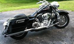 I am selling my 2006 harley davidson road king,it is in excellent condition always babied 18,000 miles not much is stock here way too much money invested to even put a price in this post.A quick rundown, chrome, chrome,and more chrome,rinehart true duals
