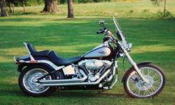 2007 softtail custom with only 7789 miles. It has crome frontend, luggage rack, detachable windshield with bag, vance & hines exhaust with race tuner it also has HD bar & shield engine guard, smart alarm with sound and new state inspection. Color is black