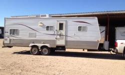 I am&nbsp;selling a 2008 30' Layton with one slide. It is really big inside and is great for a growing family! We are asking $14,000 but are looking at all serious offers!&nbsp;The camper is in&nbsp;Midland but we are willing to deliver it to Lubbock or