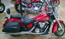 Red 2011 Star 1300 Tourer
1300cc engine, liquid-cooled, 4-stroke, SOHC, 4-valve
Fuel injected
Transistor Controlled ignition
5-speed trans
Weight - 712 lb
4.9 gal fuel capacity
Odo - 3,631 miles
