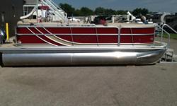 2014 South Bay 422CR Specifications Overall Length 22' Width 8' 6" Weight (2 Tubes) 2060 lbs. Max. Weight Cap. (2 tubes) 2080 lbs. Person Cap. (2) 10 Tube Diameter 25" Max. HP (2 tubes) 115 Standard Features * Exterior "D" Rail Design on Rail Panels *
