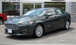 2015 Ford Fusion Hybrid Sedan Atkinson! BRAND NEW LEFT OVER! #N6774C
2015 FORD FUSION SE HYBRID
condition: new
fuel: hybrid
odometer: 63
title status: clean
transmission: automatic
&nbsp;
FOR UP-TO-DATE PRICING AND MORE PHOTOS, CLICK THIS LINK: