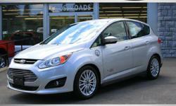 FOR UP-TO-DATE PRICING AND MORE PHOTOS, CLICK THIS LINK: http://www.crossroadsny.com/used/Ford/2015-Ford-C-MAX+Energi-Ravena-NY-bfcd09f30a0e0a174ce2c9b7e0a0bbb3.htm?searchDepth=1:1
2015 FORD CMAX ENERGI Like New! Plug In Hybrid 17" Allows Fog Lamps