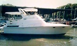 THE BOAT IS A 1985 SILVERTON AFT. CABIN BEING
SOLD BY OWNER AS IS
8' DINK WITH A 2HP HONDA MOTOR
5' FISH BOX
TV
MICROWAVE
POTS,PANS,DISHES AND MUCH MORE!!!!!
READY TO LIVE ABOARD
IF INTERESTED PLEASE CALL
CHARLIE AT 302-593-3008 OR 302-633-0820
