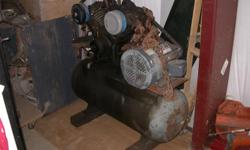 Air Compressor
7.5 HP Dayton Motor approx 4 years old
Model 3KV83 230/460, 3 phase
Can be hooked up to power
20 to 25 gallon tank, has whole in tank