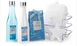The feeling of cool ocean breezes washes over your skin, kissing it with luxurious moisture and a fresh seaside scent.
Bath time indulgence includes: 5.1 fl. oz. lotion and body wash, 1.8 oz. bath salts, 2 oz. bath fizzer and sponge in a custom chrome