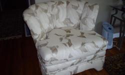 light beige chair. excellent condition
