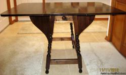 DROP LEAF TABLE MADE FOR JB VAN SCIVER CO., CAMDEN, NJ.&nbsp; 291/2 INCHES HIGH, 351/4 INCHES X 361/2 WHEN OPEN.
SOLID WOOD CONSTRUCTION.&nbsp; VERY GOOD CONDITION.