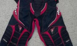 Jersey- 2x (runs small) Black & Red
Pants- Large w/ adjustable waist
Gloves- X-large
JT Goggle/Mask