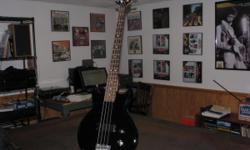 Ibanez Electric Bass Guitar, model GAXB150, black, 20/medium frets with Gator soft case and Stageline stand