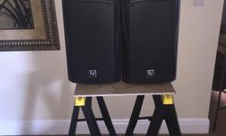 &nbsp;
Excellent condition firm price. I have 4 of these speakers $150 each for sale and a behringer Pmp 6000 20 channel powered mixer with case for $500. All together 4 speakers plus mixer and case $1100. See my other adds.
Key Features:
? Extremely