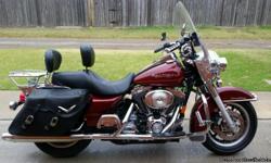 2000 RoadKing, 22,000 miles, new tires, new battery, Detachable (windshield, luggage rack, sissy bar, operator back rest), XM radio w/speakers and volume control. More pictures by request, &nbsp;Call or text&nbsp;580-471-1093.