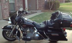 2002 Harley Davidson&nbsp;FLHT Electra Glide, 31,929 Miles in excellent shape. Color is Black and has the tour pack on back. 4 speaker stereo system with XM Radio. Comes equipped with the Back Off tail light system and Rinehart exhaust and after market