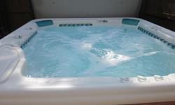 Hot Springs Grandee 500 gallon&nbsp;7 person Hot tub
Excellent condition
Extra set of filters
7' 7" X 8' 4" 36" high
$2500.00