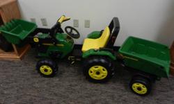 This new&nbsp;John Deer Riding Peddel Tractor is chain driven and features a front loader and tws a trailer