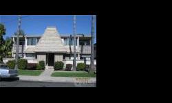 Large 2 bedroom,2 bath condo,balcony,fireplace,walk in closets, all appliances.
Community pool and span...Tandem covered parking for two cars.
AVAILABLE FOR IMMEDIATE MOVE IN...
3888 GROTON ST #3
SAN DIEGI,CA 92110