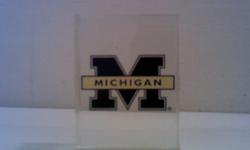 &nbsp;Michigan glass paperweight, this is a great gift for the college enthusiast!!