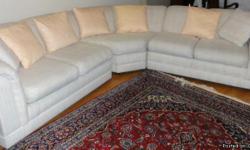 Ideal purchase for those who just moved or for students that want nice but inexpensive furniture.
This is your opportunity to buy a sofa and dining table with chairs.
Choose between
Off white sofa, 6.5 feet long, wide arms, 3 back pillows, 2 side pillows.