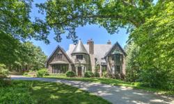 Stunning brick and stone custom home in the Vinings area of Atlanta minutes to Buckhead, Private Schools, Midtown and Downtown.&nbsp; This one of a kind timeless family home has 5 bedrooms, 6 1/2 baths, huge great room with antique beams and a limestone