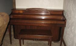 Kimball Whitney Piano w/matching bench.........excellent shape. Paid $600, will take $300.00 Cash only please, no checks