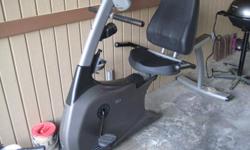 Recumbent Exercise Bike/Vison Fitness R2OOO,&nbsp;Gym Quality/Commercial. Manual included, Magnetic Control, Digital Read Out, Sliding Seat, Many Features, Hardly Used&nbsp;&nbsp;&nbsp;&nbsp; 850-562-3853