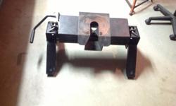 Reese 5th wheel hitch in very good condition.
Located in San Jacinto Ca.
Call (951)652-7945 &nbsp; (323)899-3353