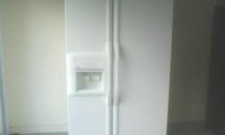 Kenmore Side by Side Refrigerator & Kenmore Smoothtop Stove for sale in excellent working condition. The asking price for both is $500.00 firm.
The refrigerator sold separately is $300.00, cash only. The stove is $200.00.
I can be reached at 901-830-5179