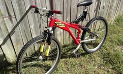 Specialized FSR Ground Control Mountain Bike
Red Specialized FSR Ground Control mountain bike in very good condition with no significant scratches or dings. The tires are excellent with the recently replaced rear still carrying rubber flashing!
&nbsp;