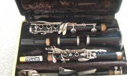 Great student Bundy Clarinet. Completely overhauled by Reynalds Music in Anoka. Includes case, extra mouth piece, music bridge, (2) new #2 reeds and (2) new #2 1/2 reeds.