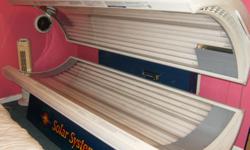 Bed style tanner with radio and 6 additional, new bulbs included.&nbsp; Works great!
Contact at: dprice127@yahoo.com
&nbsp;