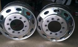 Selling a set of 24.5 Rims for semi trucks, in excellent condition. Price is negociable.
&nbsp;