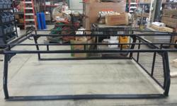 Vanzin Truck Ladder, fits 4x8 bed.&nbsp; Upper Bar removable with pins.
Excellent Condition, like new.&nbsp;