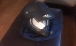 Black Vega Viper helmet - good condition - comes with changeable inside padding but no plastic shield
XXL
ECE R 22.05
1500g +-50
very nice